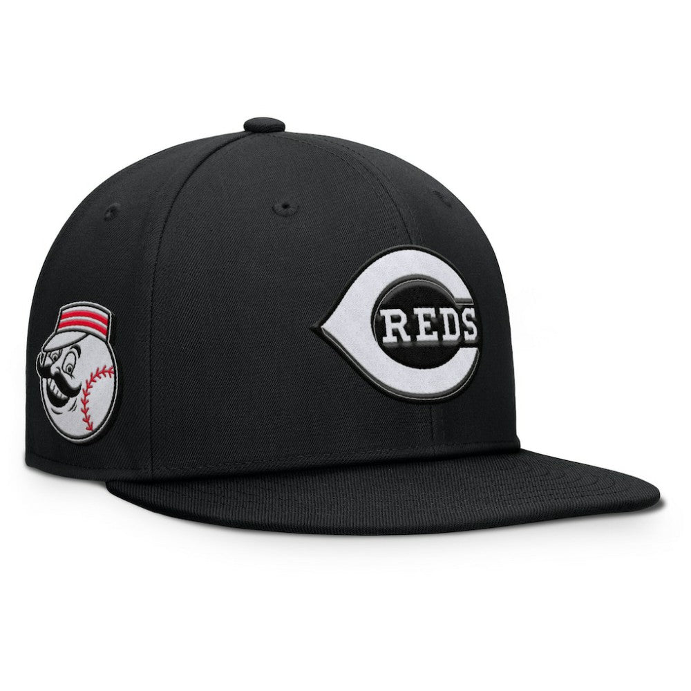 Cincinnati Reds Fanatics Walk-Off Bullpen Snapback Hat - MLB Hats