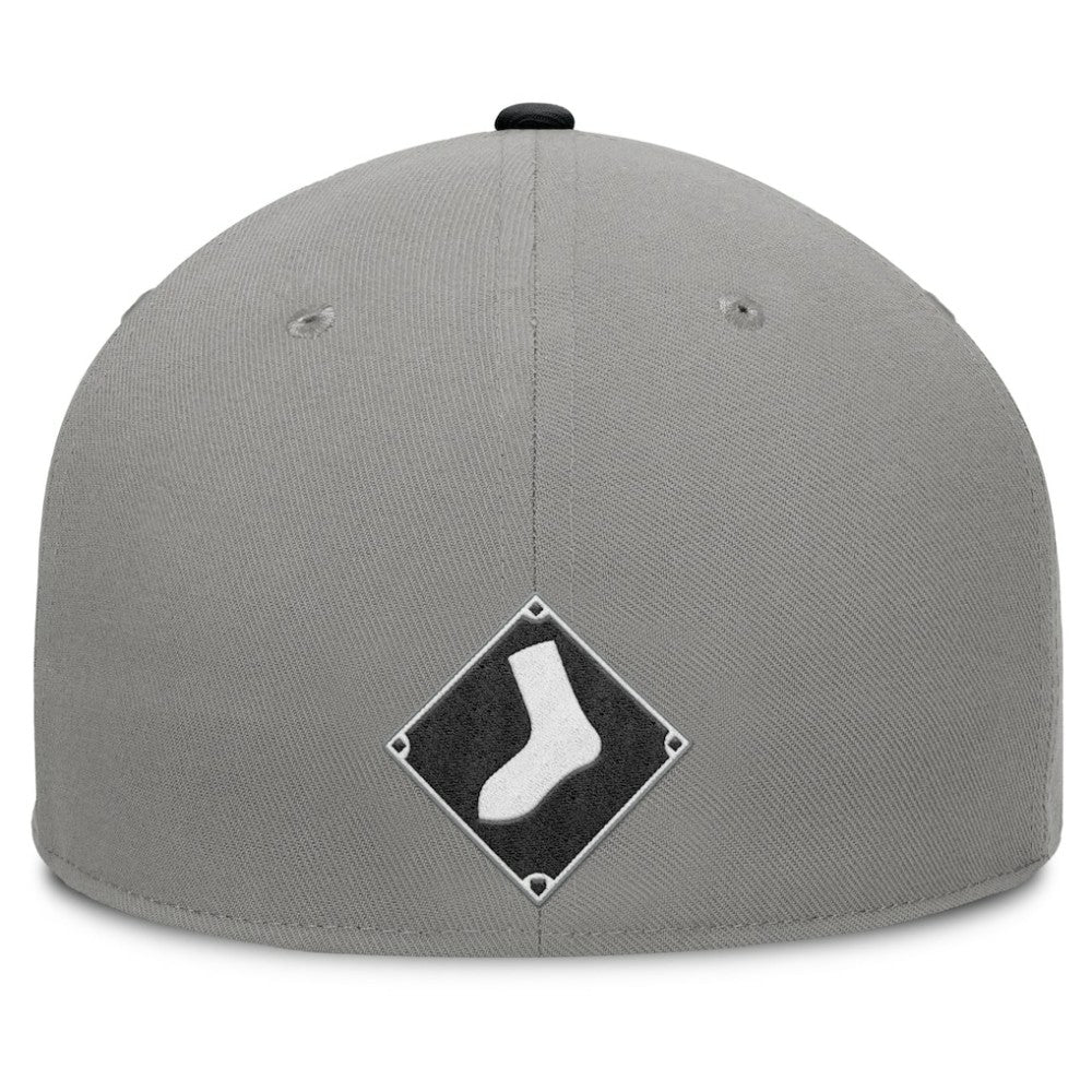Chicago White Sox Fanatics Clubhouse Dugout Fitted Hat - MLB Hats