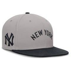 New York Yankees Nike Cooperstown Two-Tone Dri-FIT Round Bill True Fitted Hat - MLB Hats