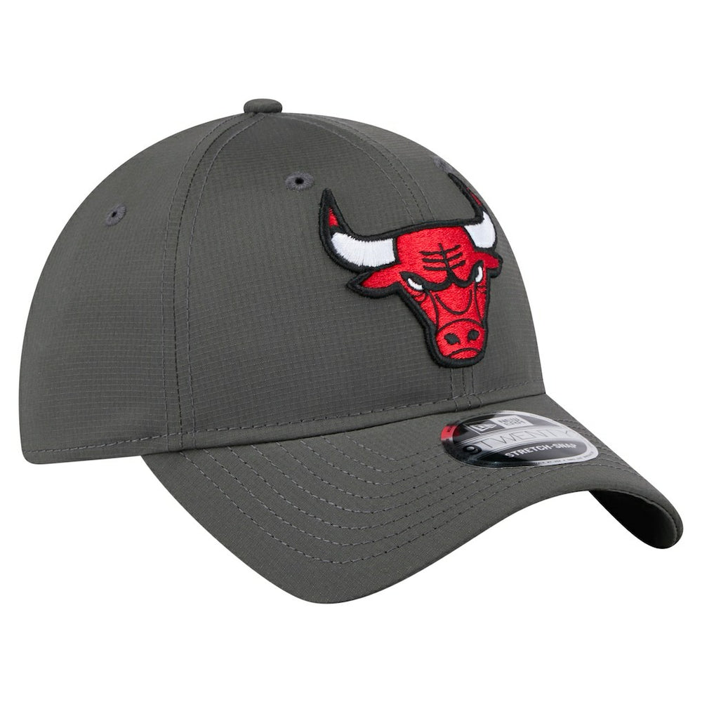 Charcoal Chicago Bulls Active Ripstop 9TWENTY Adjustable Hat | NBA