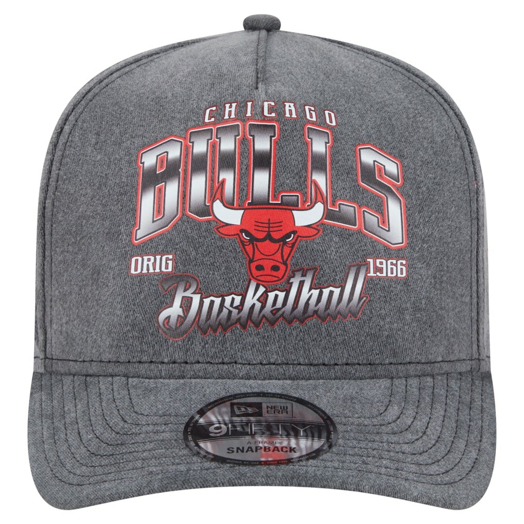 Charcoal Chicago Bulls Throwback Washed Pre-Curved 9FIFTY Snapback Hat | NBA