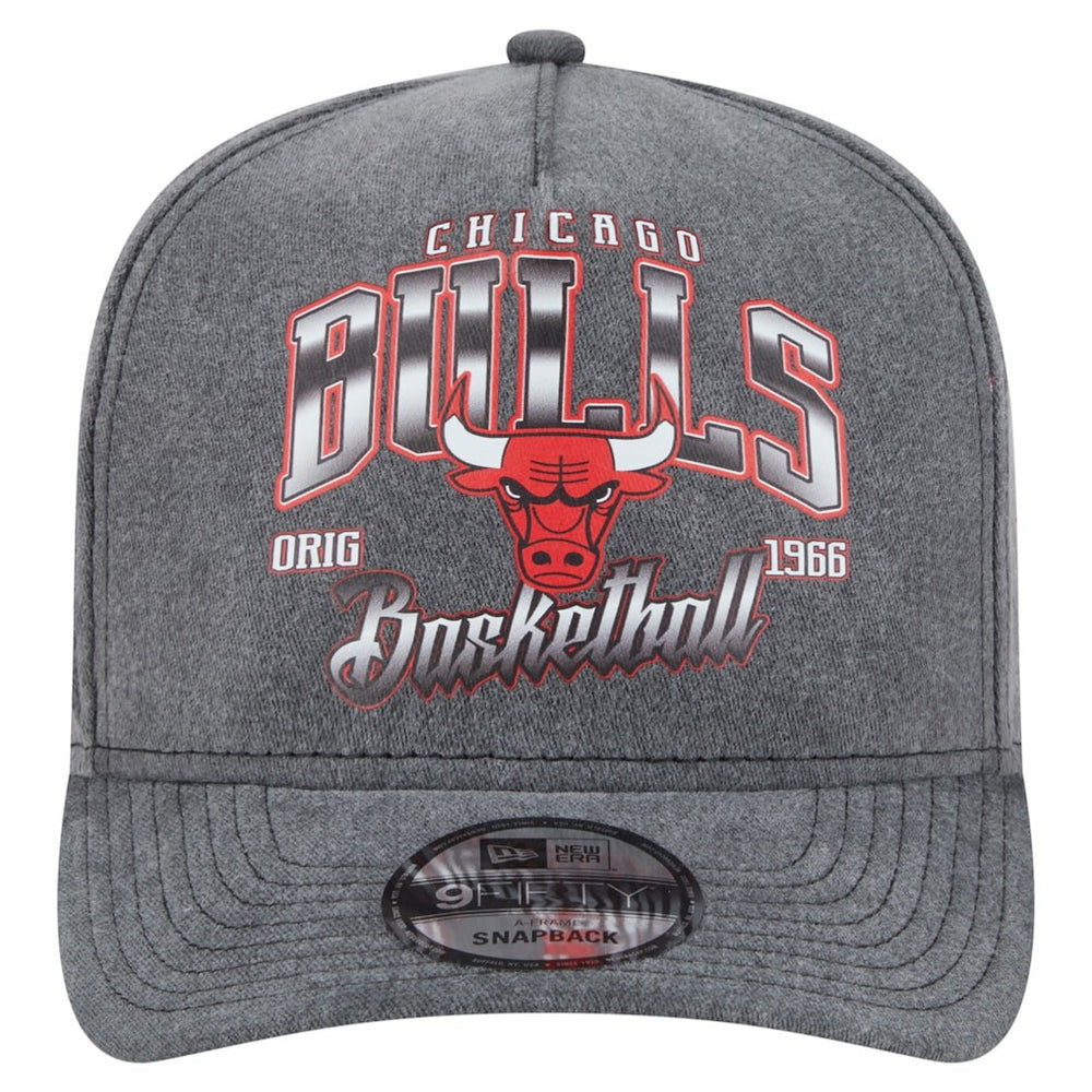 Charcoal Chicago Bulls Throwback Washed Pre-Curved 9FIFTY Snapback Hat | NBA