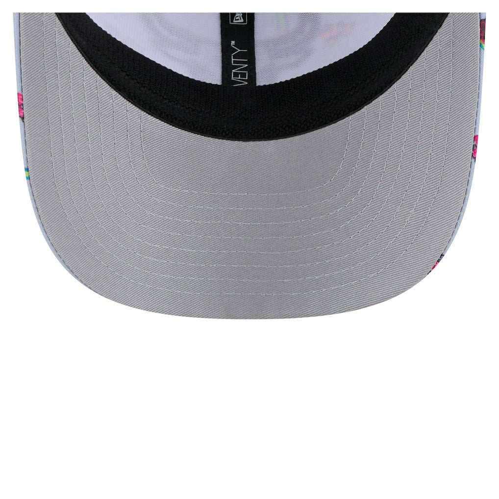 Light Blue/Gray Chicago Bulls Adventure Aloha Pattern 9SEVENTY Stretch-Snap Hat | NBA