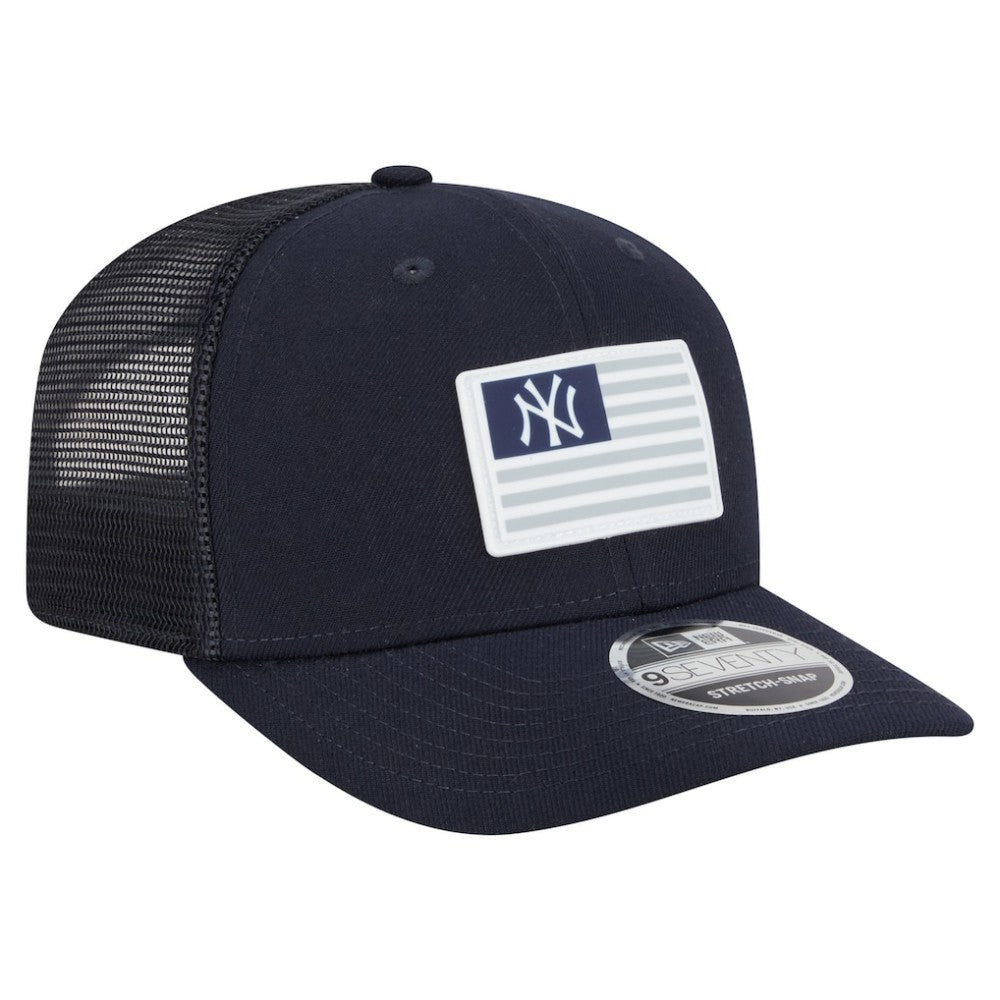 New York Yankees New Era Flag 9SEVENTY Stretch-Snap Hat - MLB Hats
