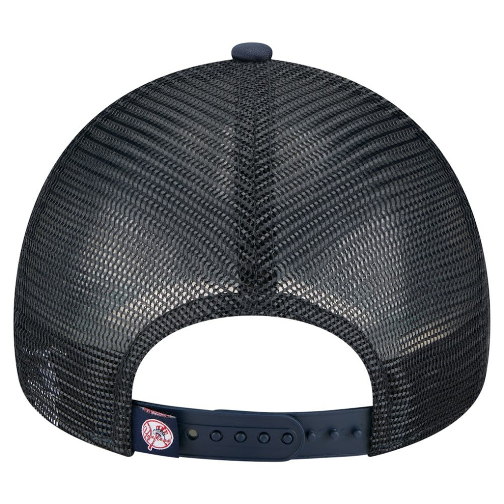 New York Yankees New Era Distressed 9FORTY A-Frame Adjustable Trucker Hat - MLB Hats