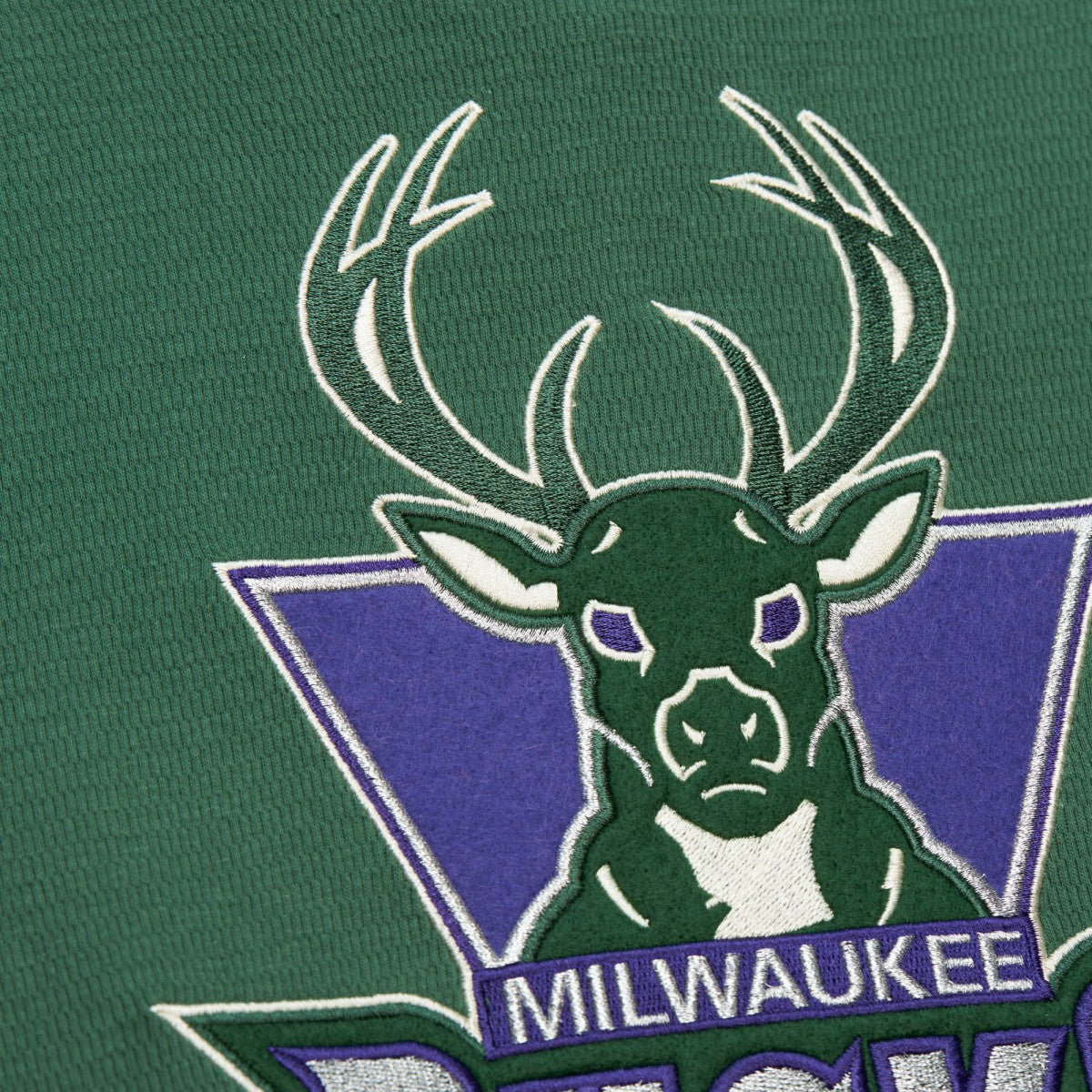 Green Milwaukee Bucks Hardwood Classics Lightweight Thermal Pullover Hoodie | NBA