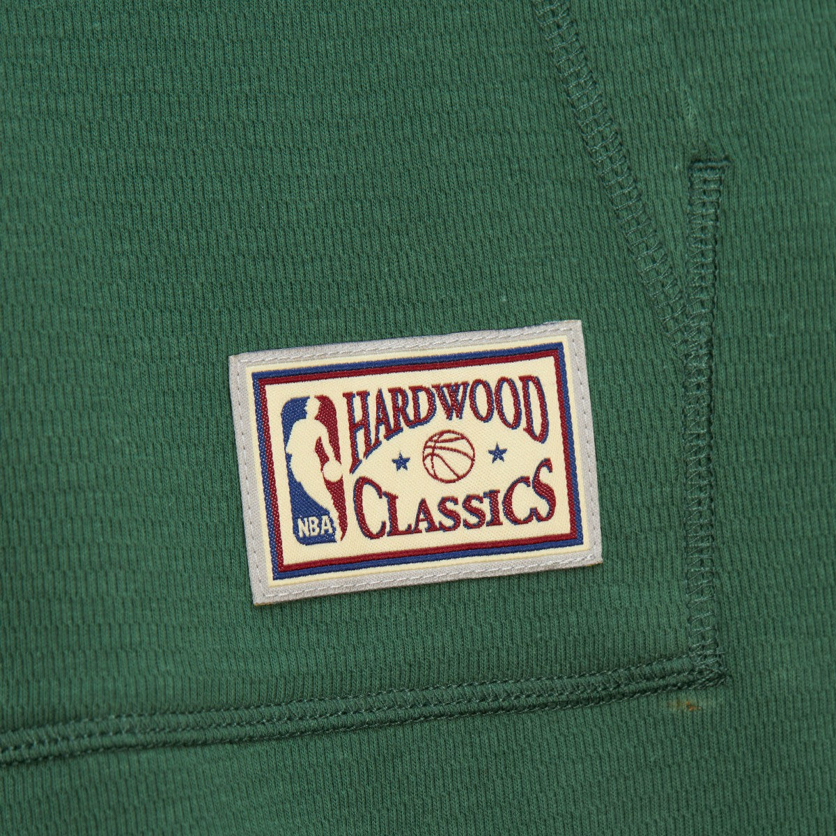 Green Milwaukee Bucks Hardwood Classics Lightweight Thermal Pullover Hoodie | NBA