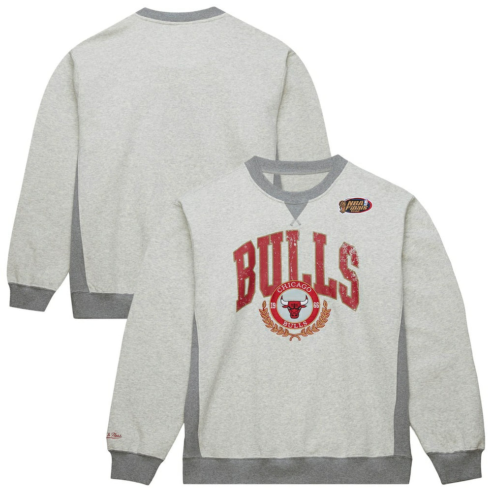 Heather Gray Chicago Bulls Vintage Logo Pullover Sweatshirt | NBA