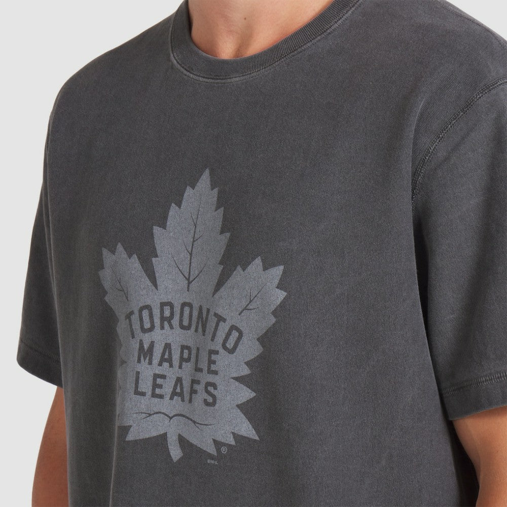 Toronto Maple Leafs Fanatics Made in Canada T-Shirt -  NHL T-shirts