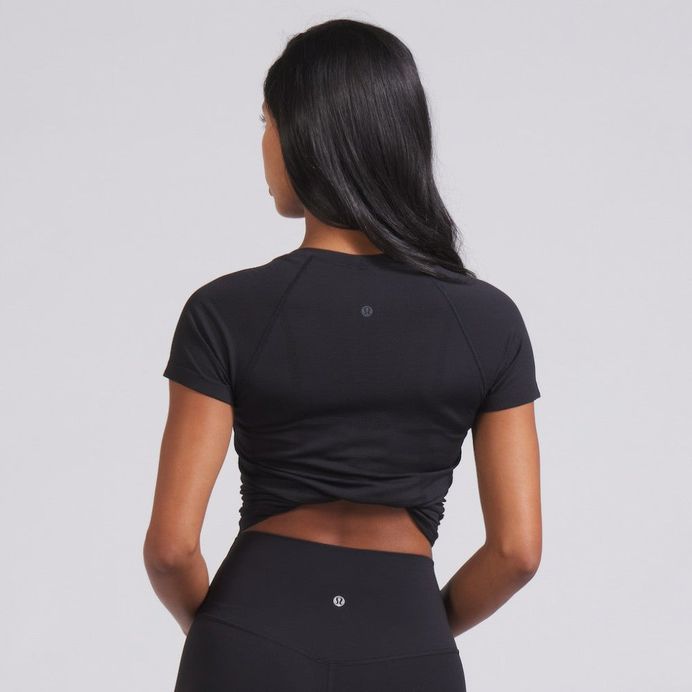 Boston Bruins lululemon Women's Swiftly Tech Short-Sleeve Shirt 2.0 -  NHL