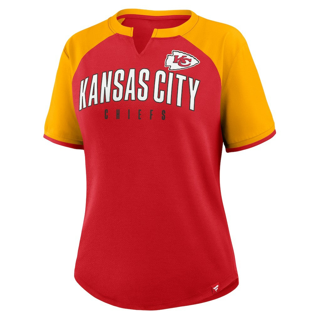 Kansas City Chiefs Women's Height Advantage T-Shirt | NFL Online