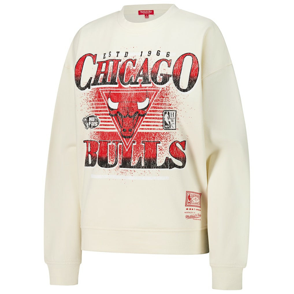 Cream Chicago Bulls Women's Oversprayed Pullover Sweatshirt | NBA