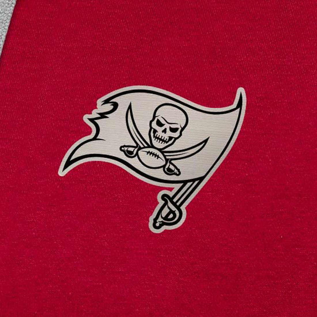 Tampa Bay Buccaneers Antigua Brushed Carbon Victory Pullover Hoodie | NFL US