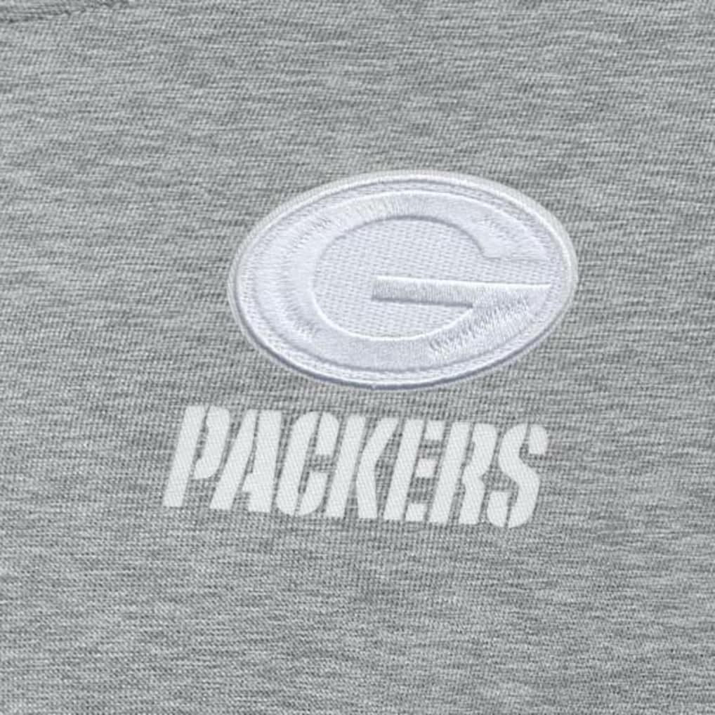 Green Bay Packers Antigua Women's Victory Crew Pullover Sweatshirt | NFL Near me