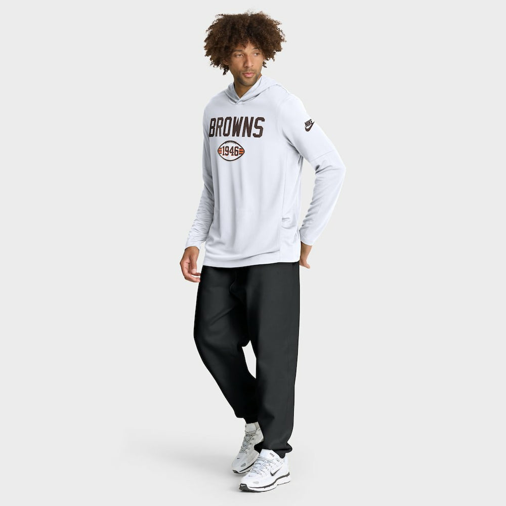 Cleveland Browns Sideline Pass Accuracy Dri-FIT Long Sleeve Hoodie T-Shirt | NFL US
