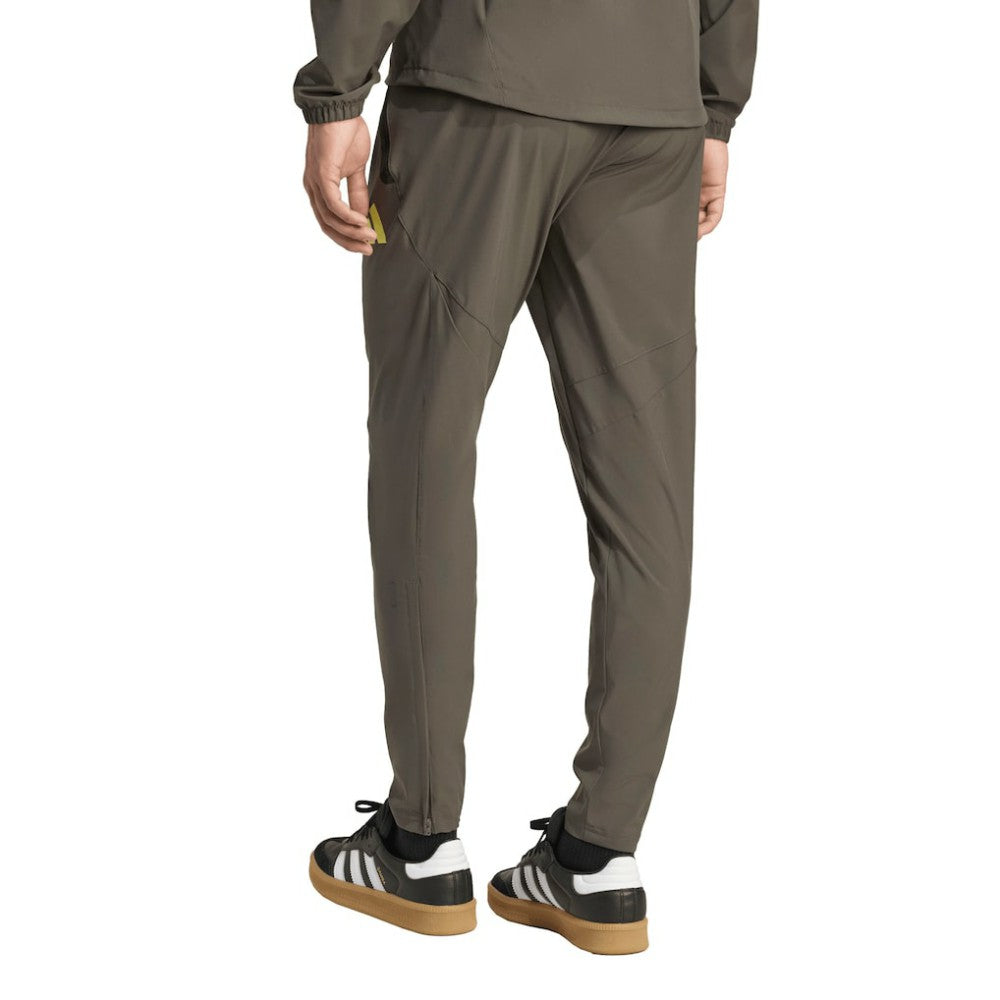 Real Madrid 2025/26 Tiro Vis Tech AEROREADY Travel Pants