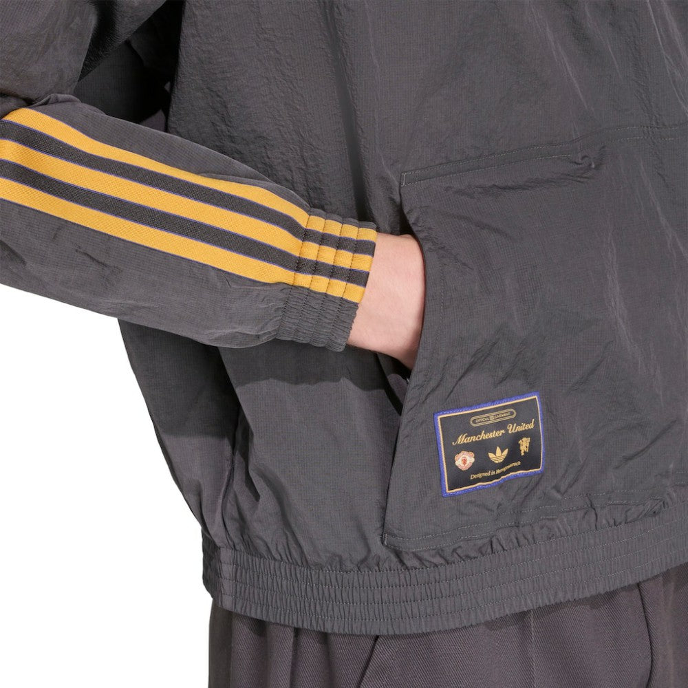 Manchester United Terrace Icons Half-Zip Jacket