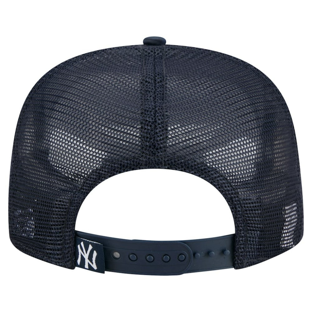 New York Yankees New Era Retro Satin Script Golfer Adjustable Hat - MLB Hats