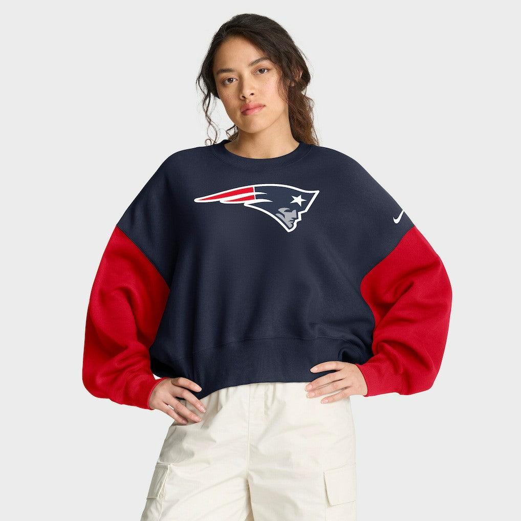 New England Patriots Women's Oversized Color-Block Pullover Sweatshirt | NFL Sale