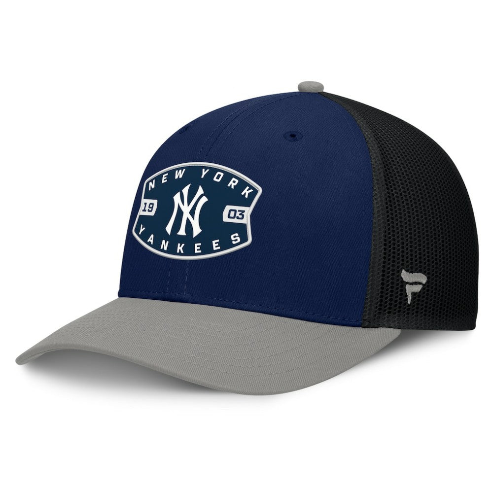 New York Yankees Fanatics Cutoff Adjustable Trucker Hat - MLB Hats