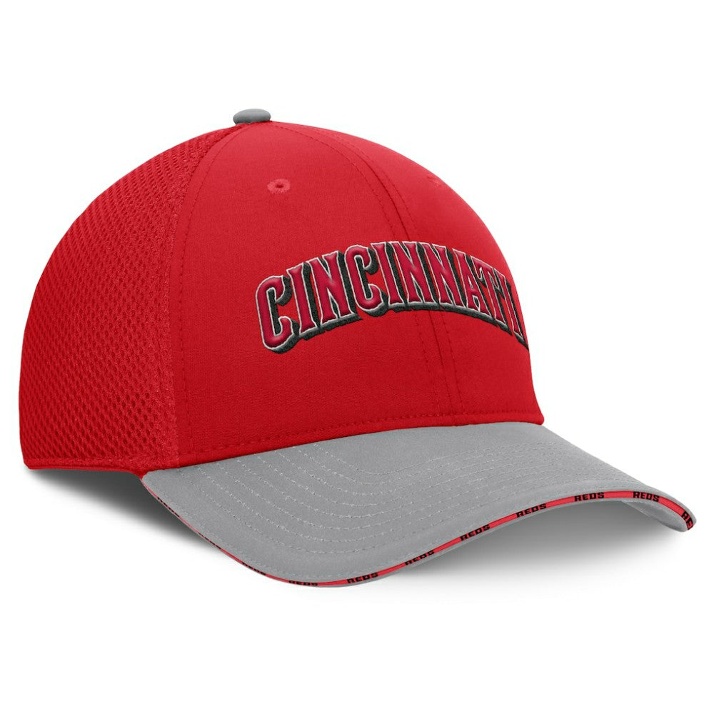 Cincinnati Reds Fanatics Pennant Flex Hat - MLB Hats