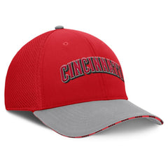 Cincinnati Reds Fanatics Pennant Flex Hat - MLB Hats