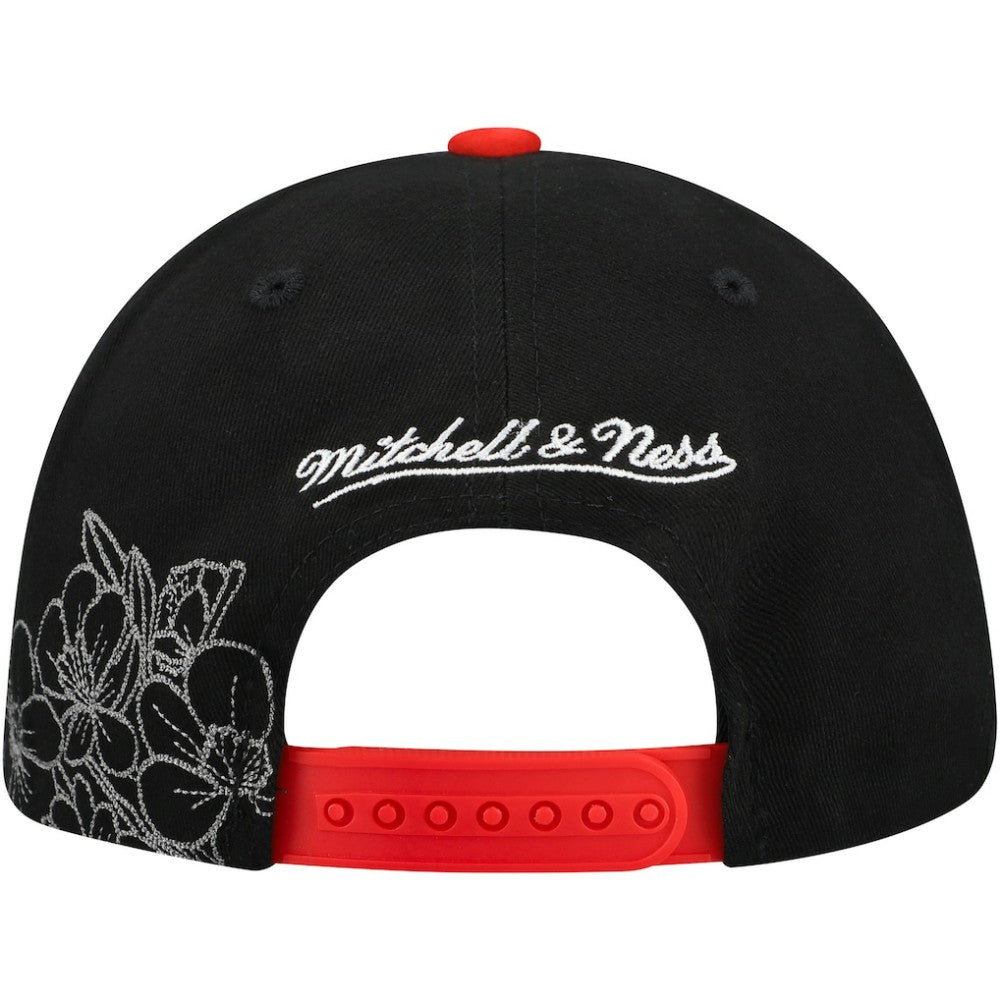 Chicago Blackhawks Mitchell & Ness May Flowers Pro Crown Adjustable Hat -  NHL Hats