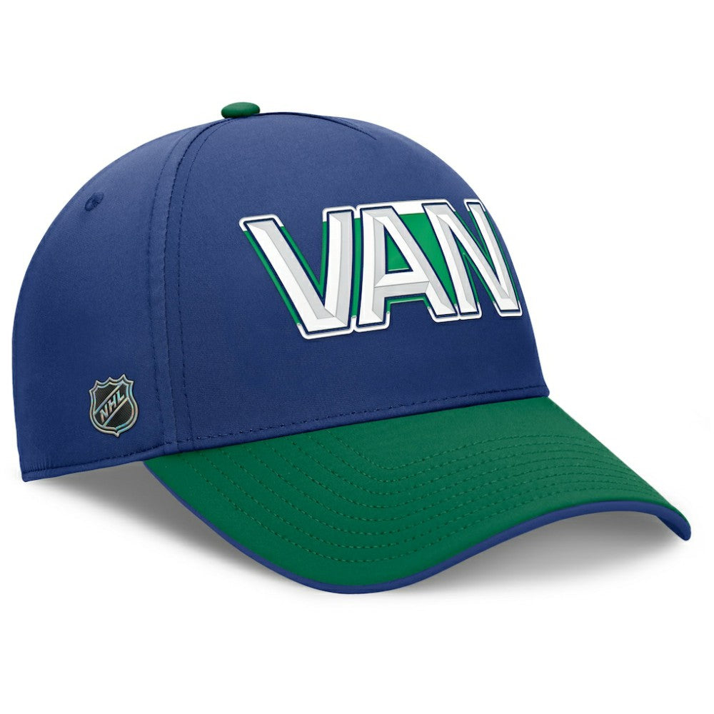 Vancouver Canucks Fanatics Authentic Pro Rink Team Code Flex Hat -  NHL Hats