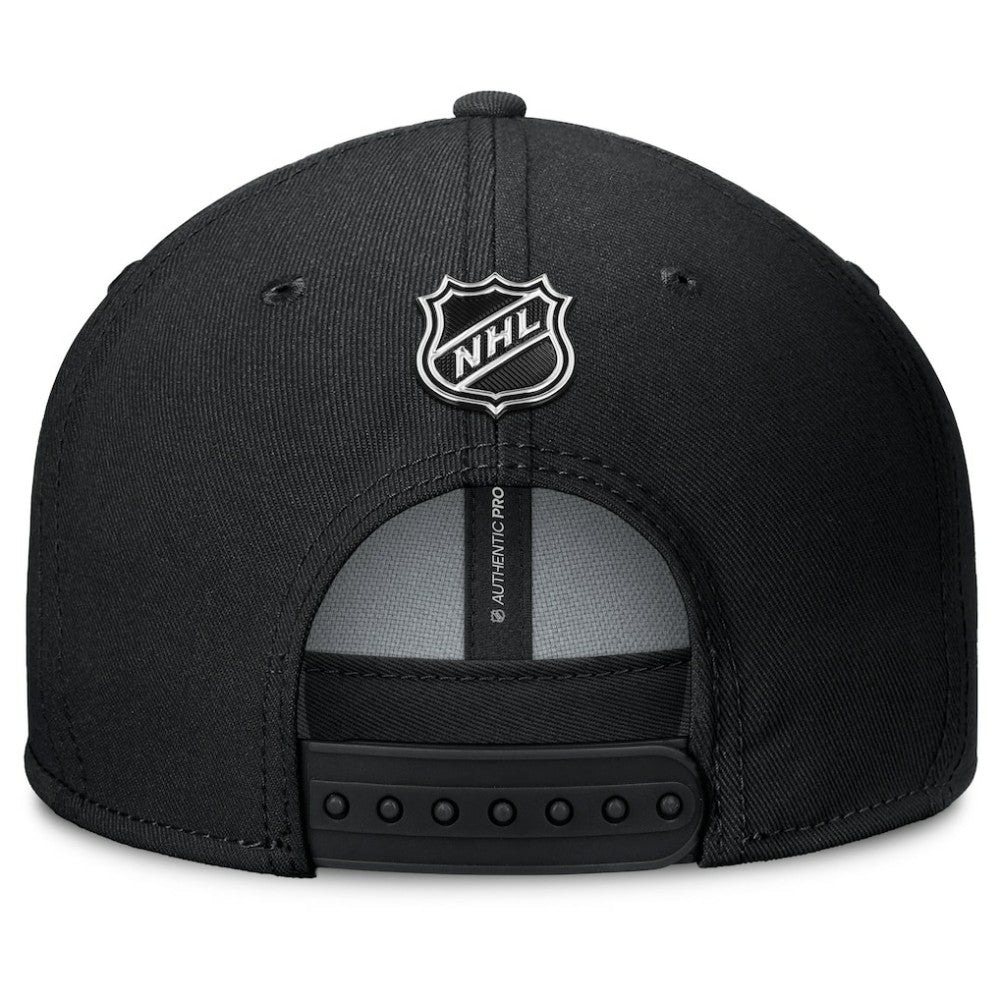 Boston Bruins Fanatics Authentic Pro Rink Lockup Snapback Hat -  NHL Hats