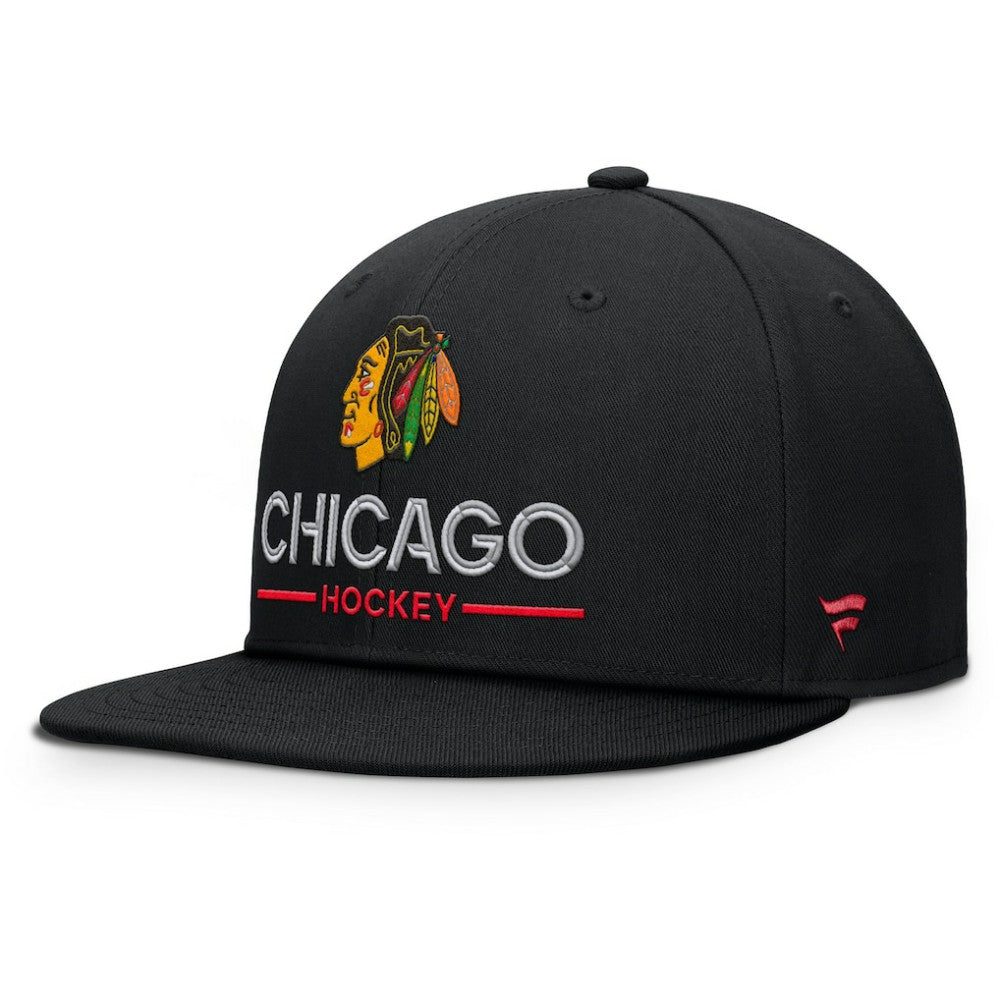 Chicago Blackhawks Fanatics Authentic Pro Rink Lockup Snapback Hat -  NHL Hats