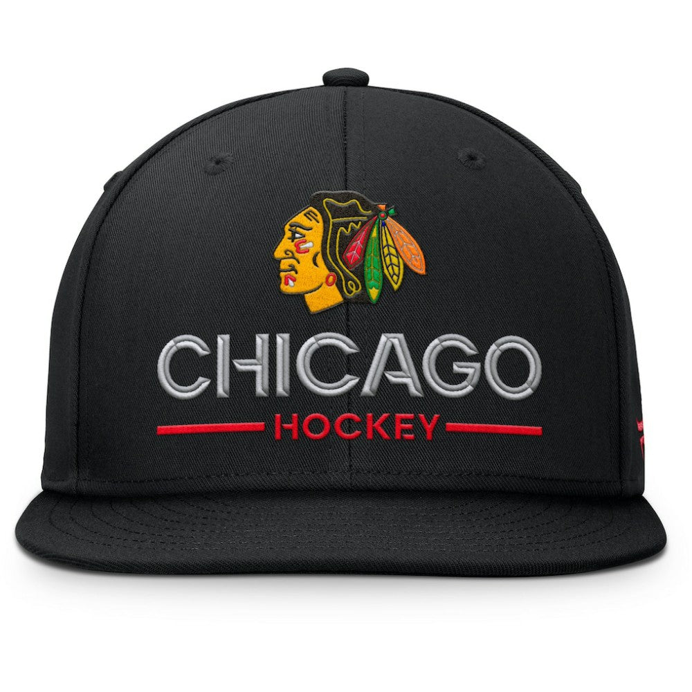 Chicago Blackhawks Fanatics Authentic Pro Rink Lockup Snapback Hat -  NHL Hats