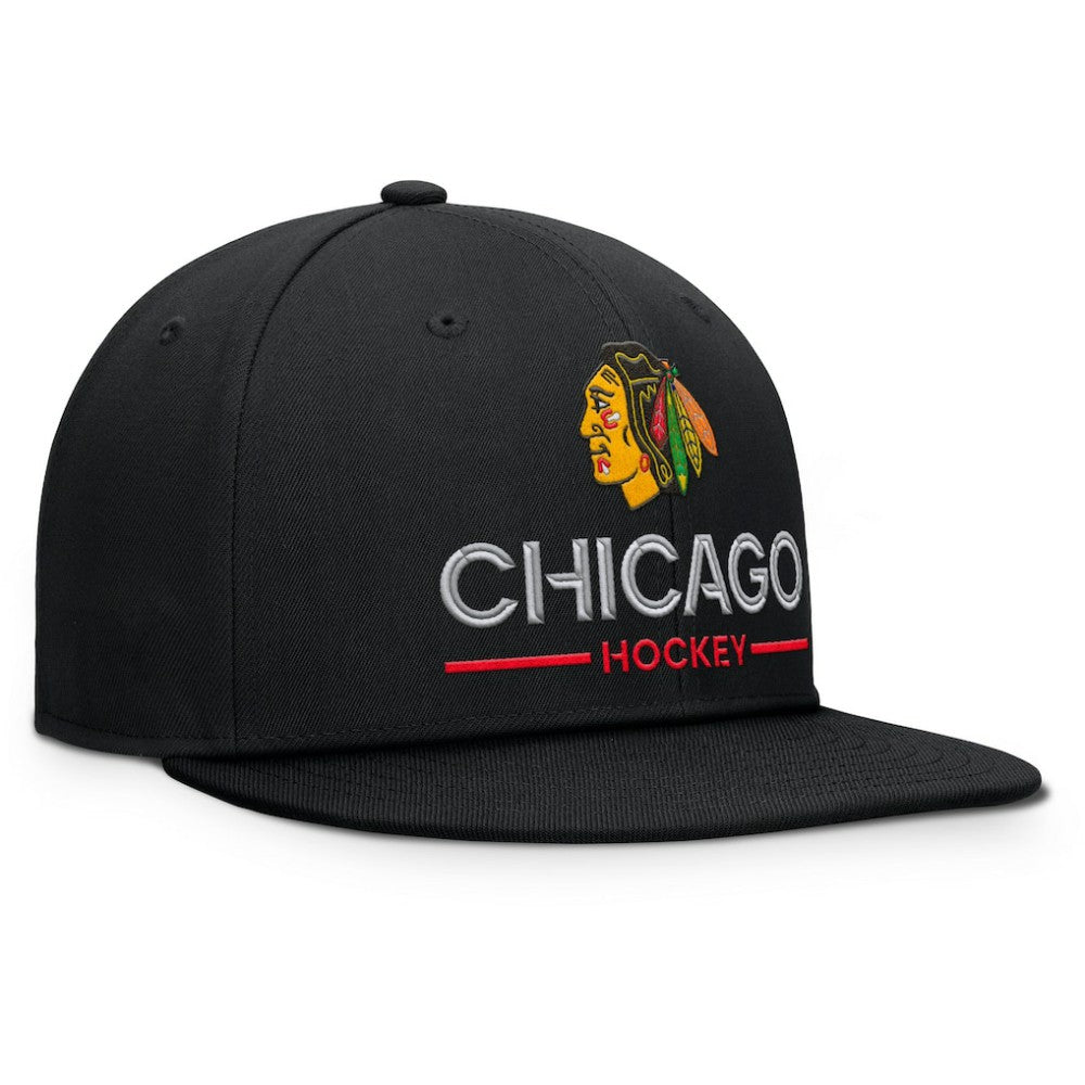 Chicago Blackhawks Fanatics Authentic Pro Rink Lockup Snapback Hat -  NHL Hats
