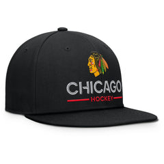Chicago Blackhawks Fanatics Authentic Pro Rink Lockup Snapback Hat -  NHL Hats