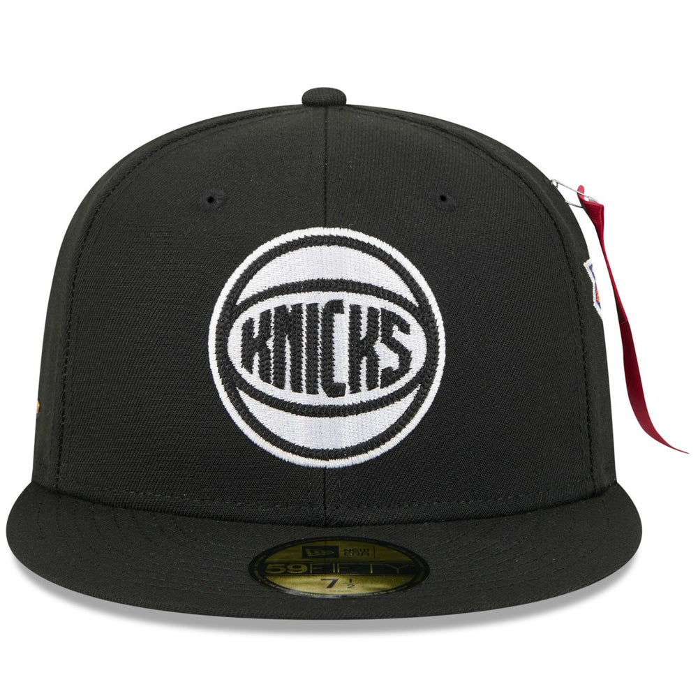 Black New York Knicks x Alpha Industries 59FIFTY Fitted Hat | NBA