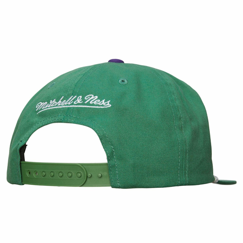 Green Milwaukee Bucks Ascend Deadstock Snapback Hat | NBA