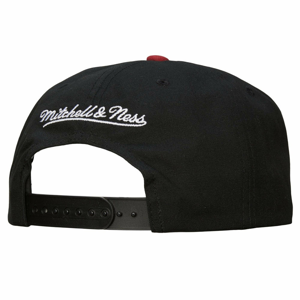 Black Miami Heat Ascend Deadstock Snapback Hat | NBA