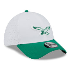Philadelphia Eagles 2025 NFL Training Camp Throwback Logo 39THIRTY Flex Hat | NFL Outlet