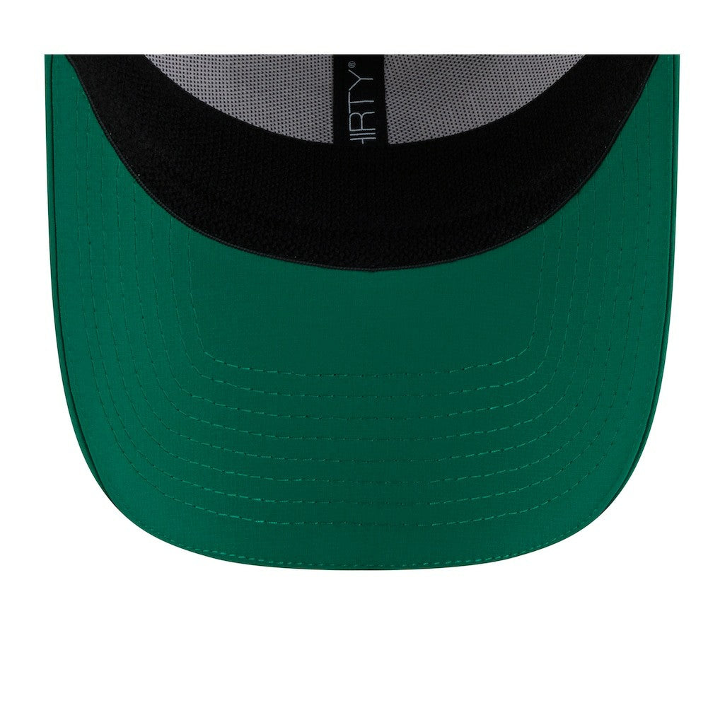 Philadelphia Eagles 2025 NFL Training Camp Throwback Logo 39THIRTY Flex Hat | NFL Outlet