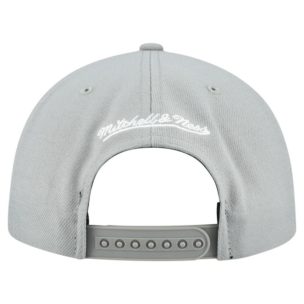 Chicago White Sox Mitchell & Ness Cooperstown Collection Basic Flip Snapback Hat - MLB Hats