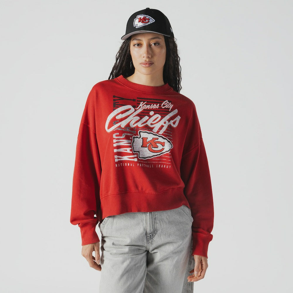 Kansas City Chiefs Women's Oversized Throwback Mineral Wash Crew Neck Sweatshirt | NFL New
