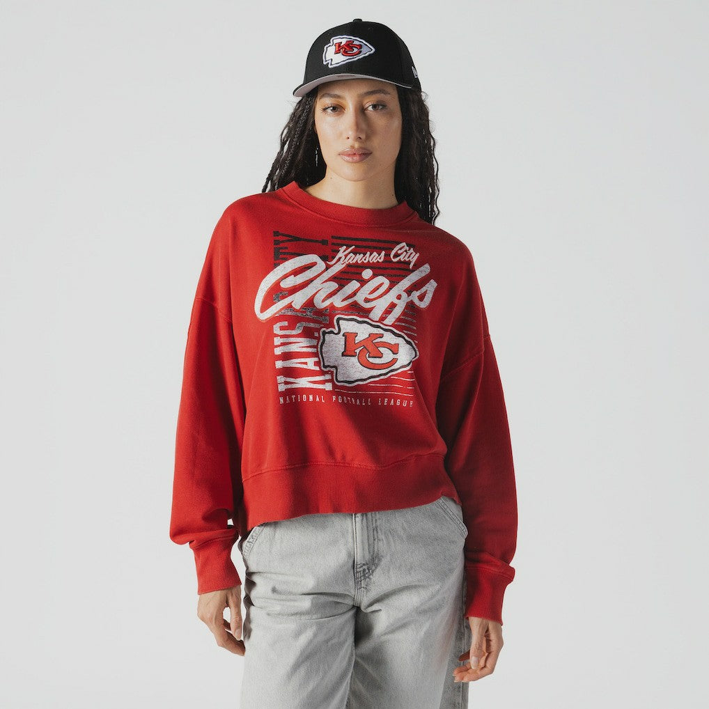 Kansas City Chiefs Women's Oversized Throwback Mineral Wash Crew Neck Sweatshirt | NFL New