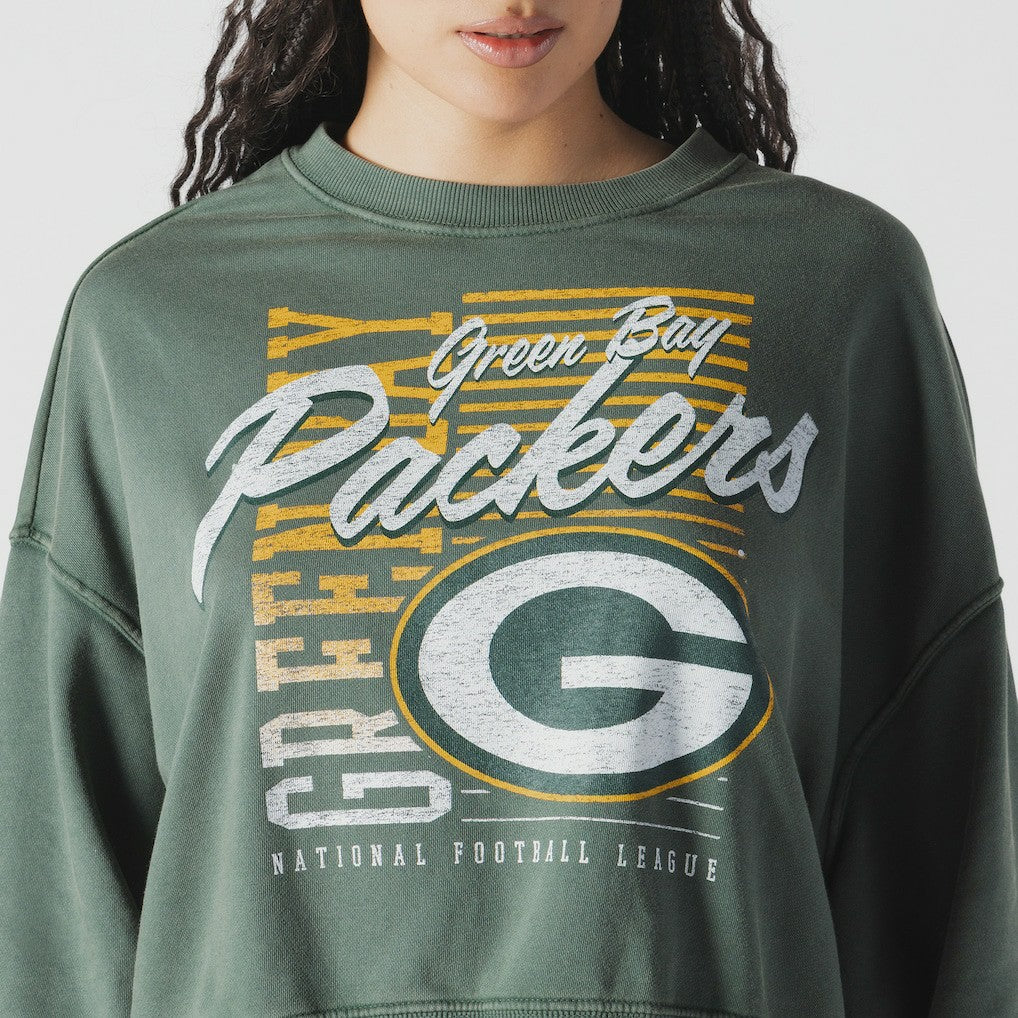 Green Bay Packers Women's Oversized Throwback Mineral Wash Crew Neck Sweatshirt | NFL Outlet