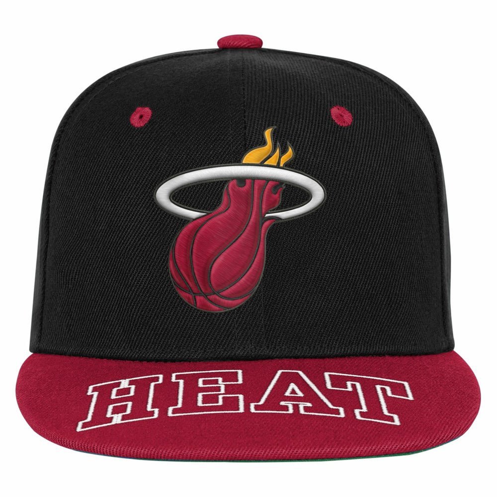 Black/Red Miami Heat Outerstuff Youth Two-Tone Snapback Hat | NBA