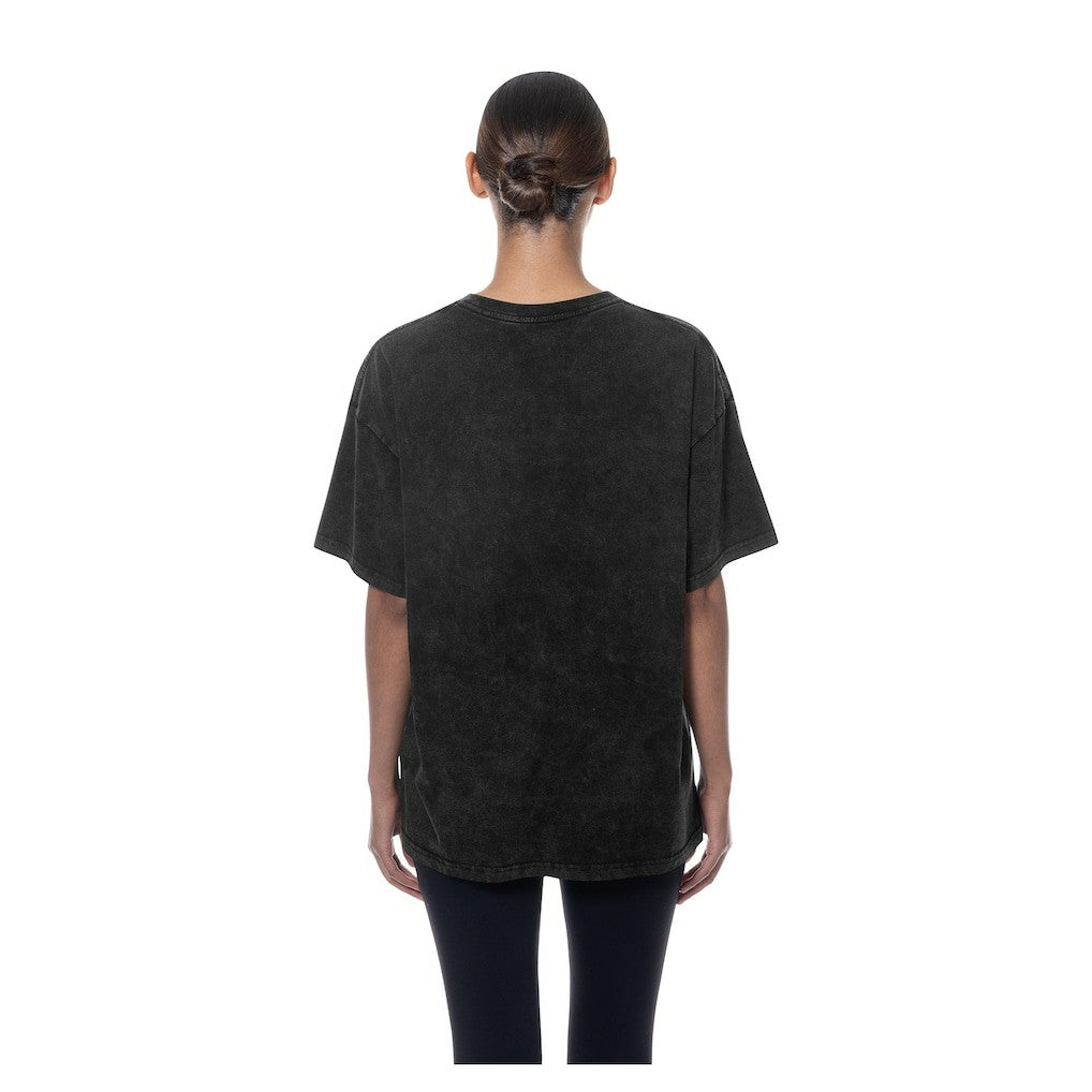 Black Chicago Bulls Women's Throwback Mineral Wash Oversized T-Shirt sale | NBA