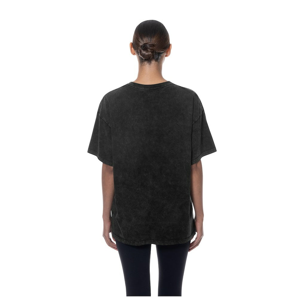 Black Chicago Bulls Women's Throwback Mineral Wash Oversized T-Shirt sale | NBA