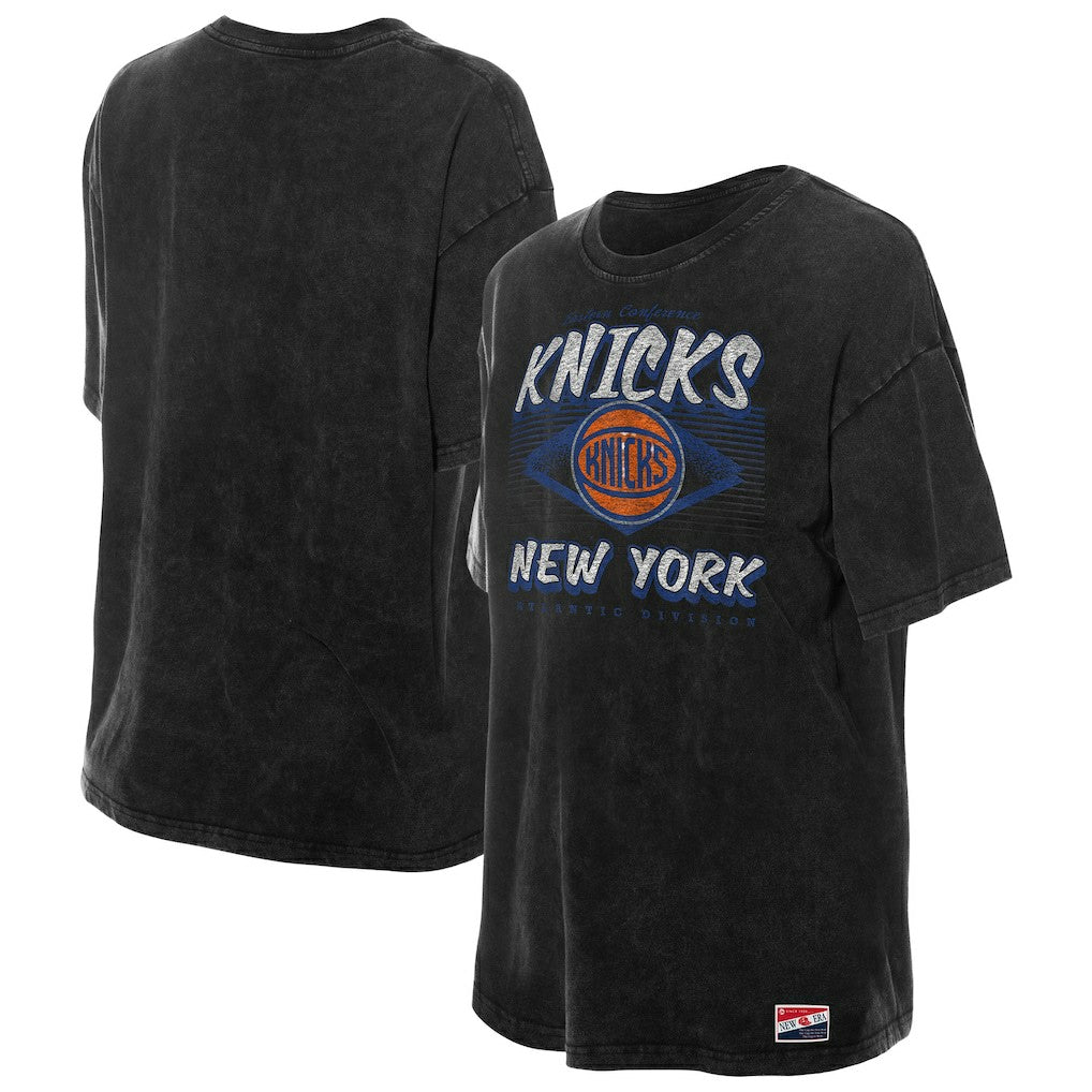 Black New York Knicks Women's Throwback Mineral Wash Oversized T-Shirt | NBA