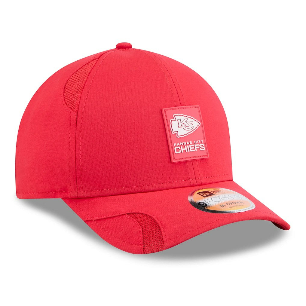 Kansas City Chiefs 2025 Sideline M-Crown 9FORTY Adjustable Hat | NFL Sale