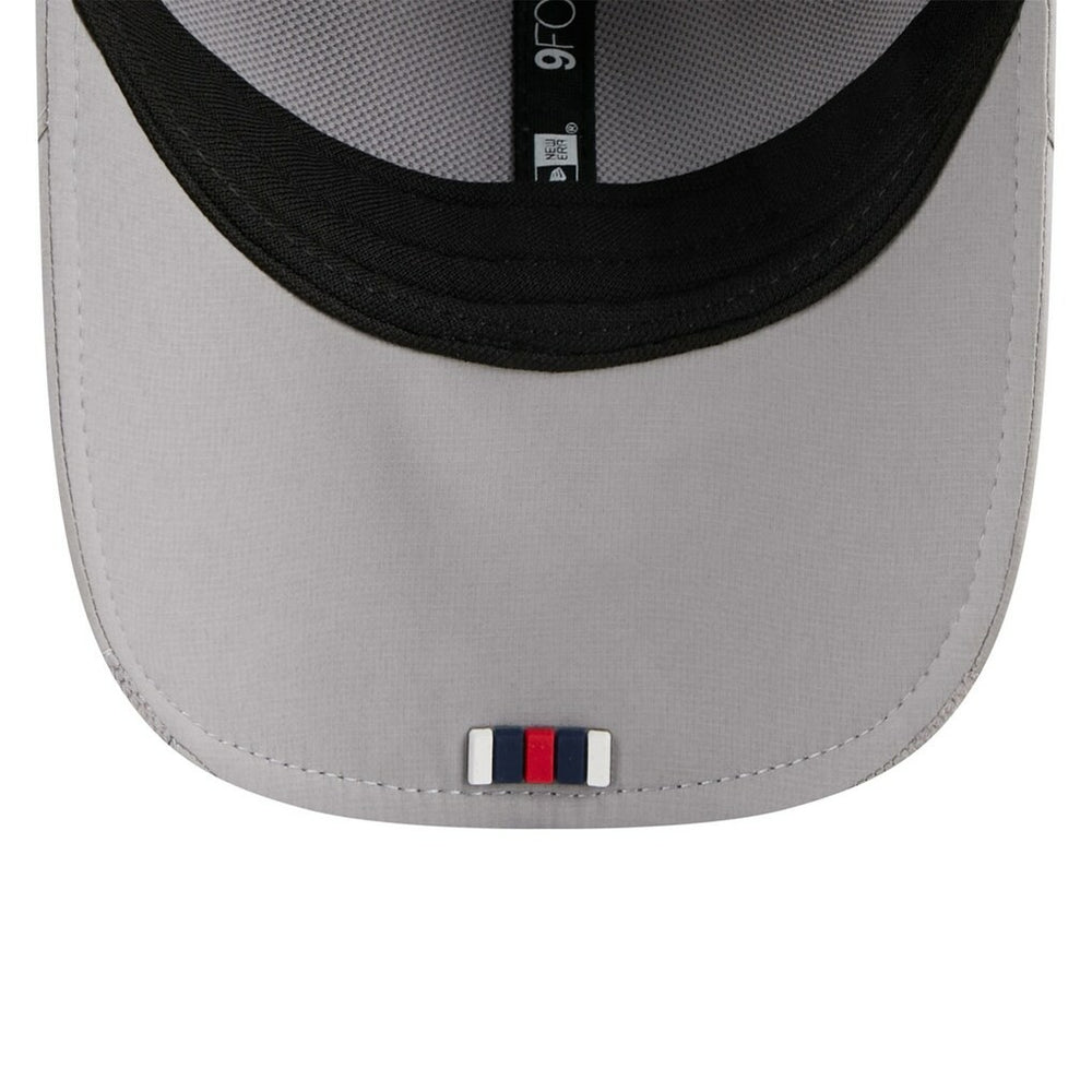 New England Patriots 2025 Sideline M-Crown 9FORTY Adjustable Hat | NFL Hot