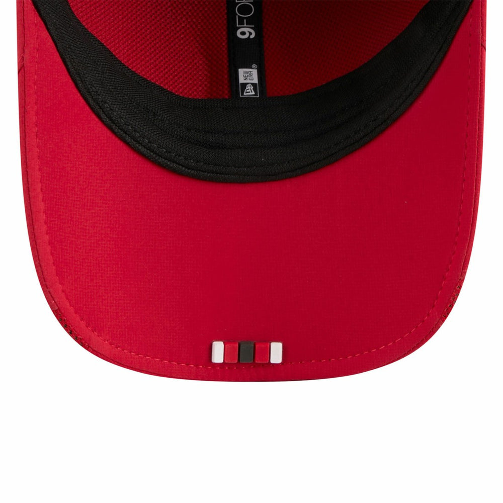 Tampa Bay Buccaneers Youth 2025 Sideline M-Crown 9FORTY Adjustable Hat | NFL Near me