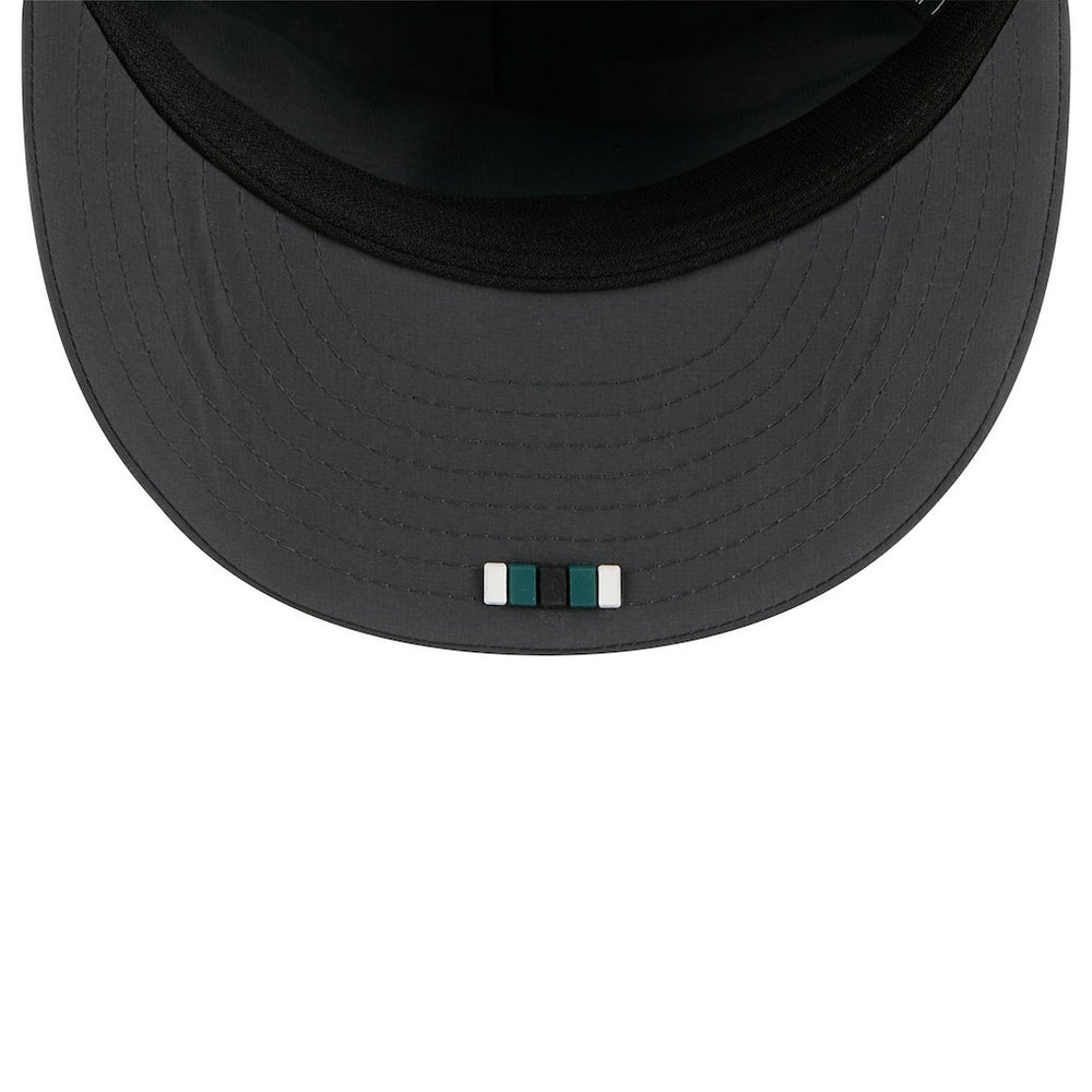 Philadelphia Eagles 2025 Sideline Cold Weather Retro Crown 59FIFTY Fitted Hat | NFL US